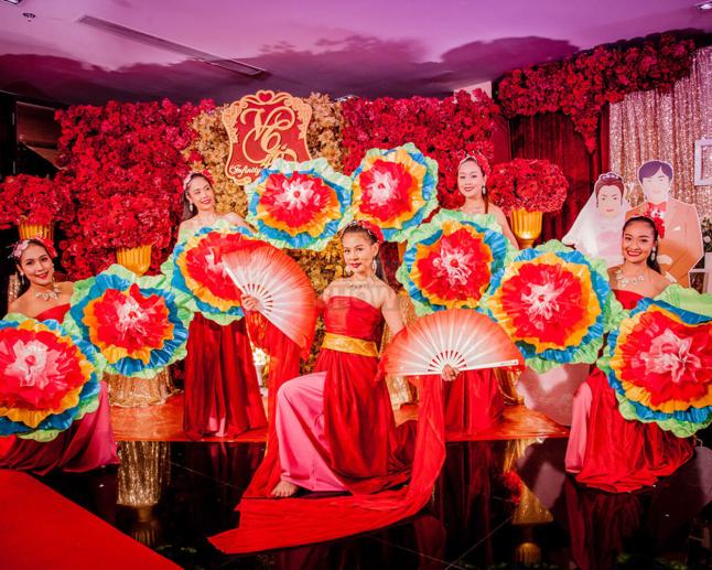заказать Chinese Magic Flower/Peony Dance на Пхукет
