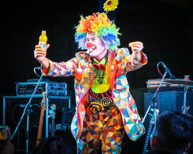 заказать Sanya Magic Comedy на Пхукет