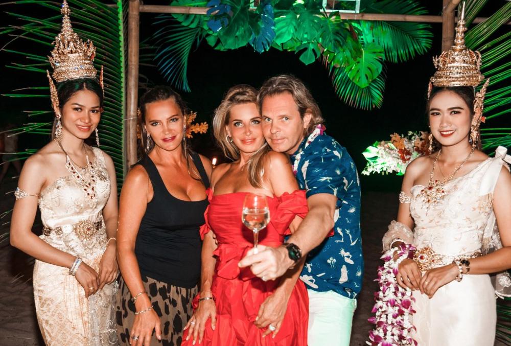 гости и фотозона