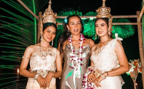 гости и фотозона 30