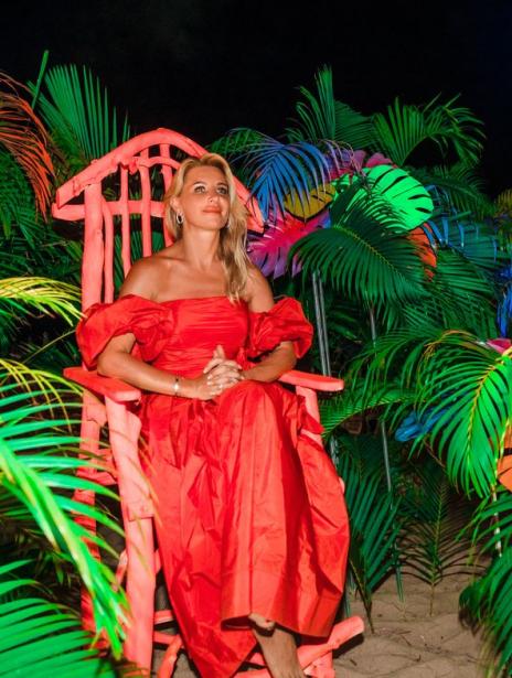 гость и фотозона 29