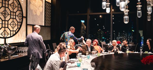 фото за столом 1