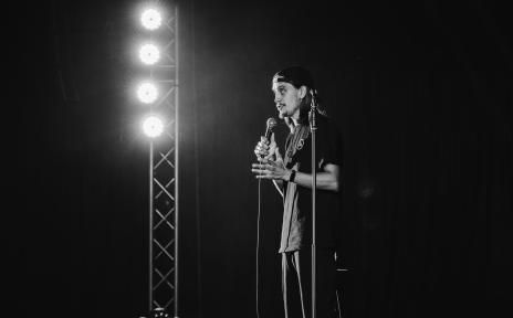 стендап комик 22