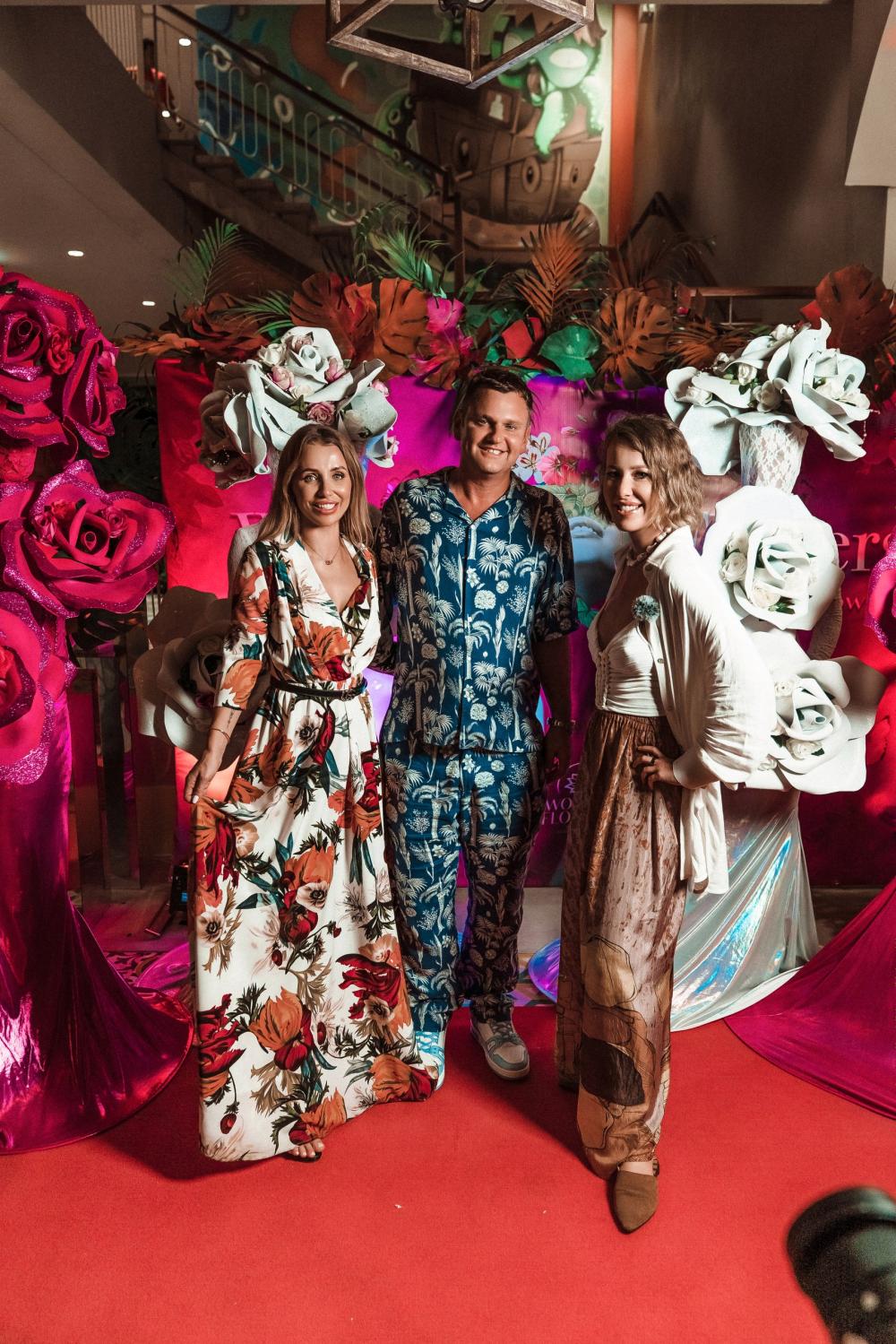 гости и фотозона