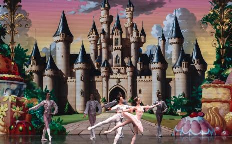 артисты на сцене 30