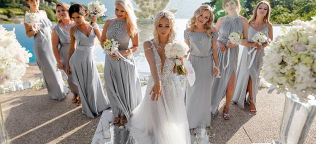 молодожены и гости 25