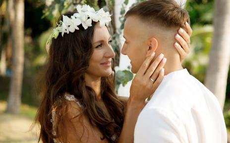 молодожены 46