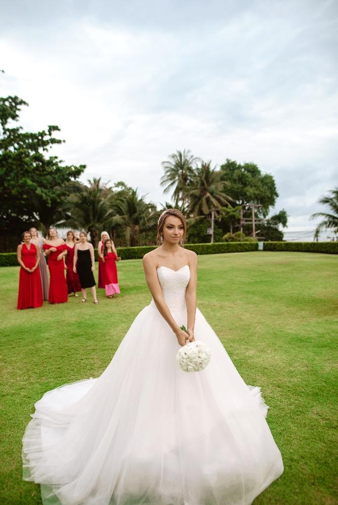 невеста и гости