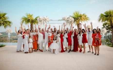 молодожены и гости 46