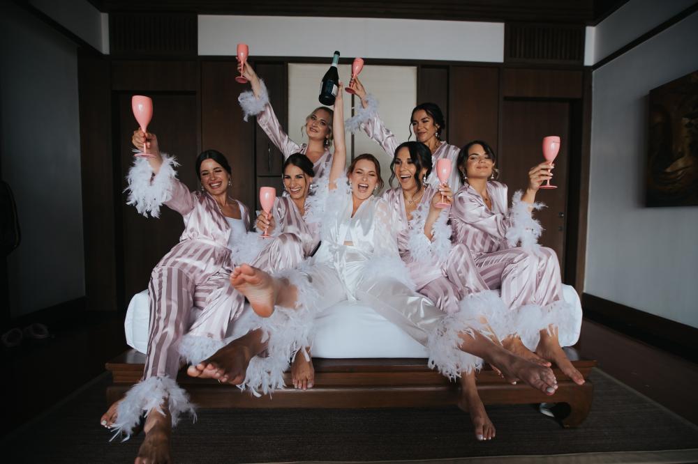 невеста и гости