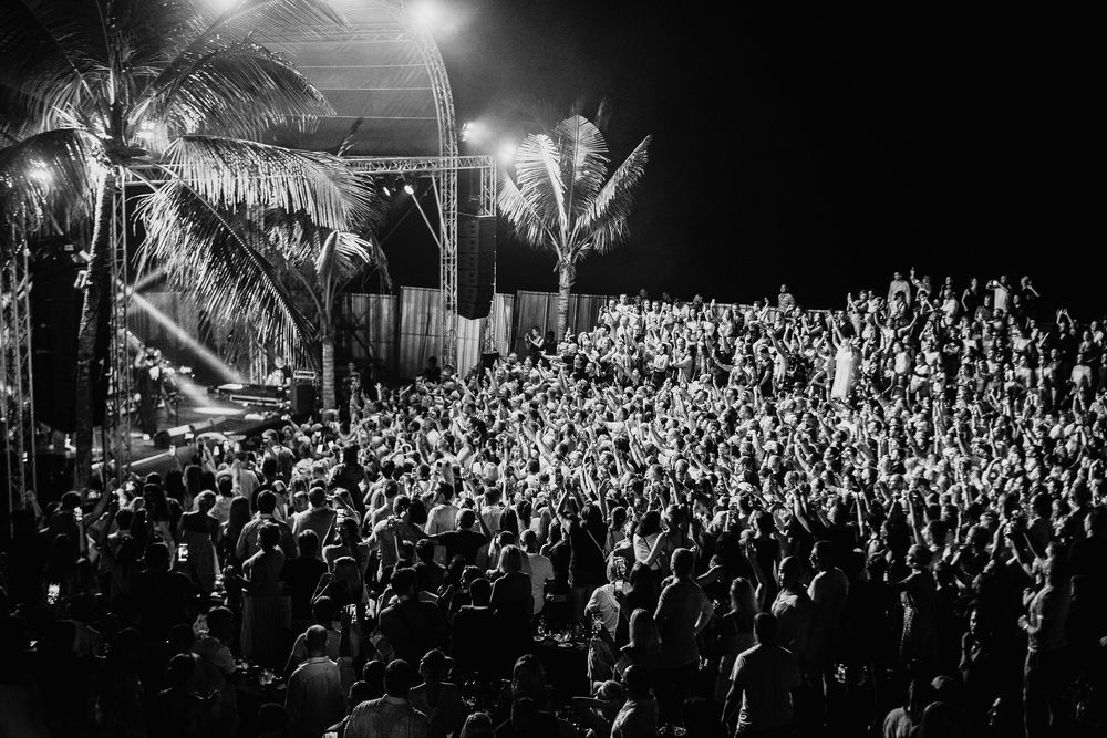 Концерт группы “Мумий Тролль”, XANA Beach Club Laguna, Банг Тао, Пхукет .   