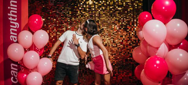 гости и фотозона 15