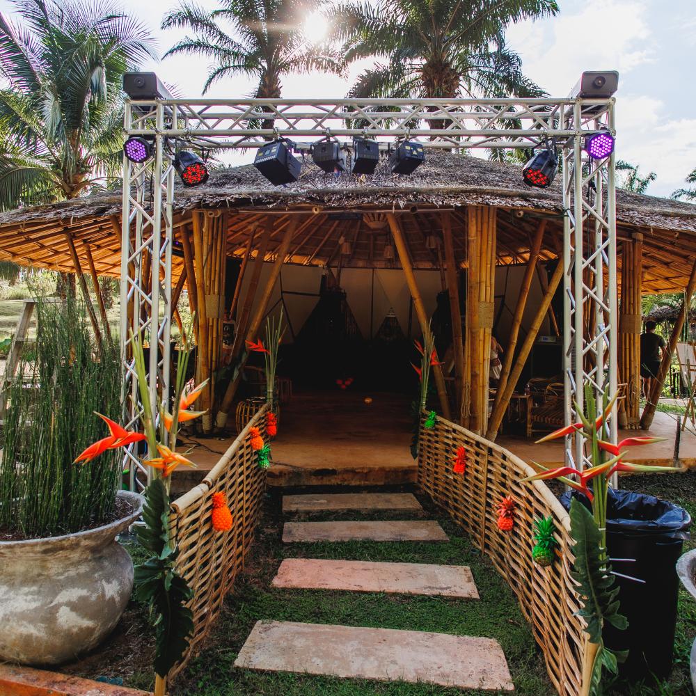 Jungle-themed Birthday Party