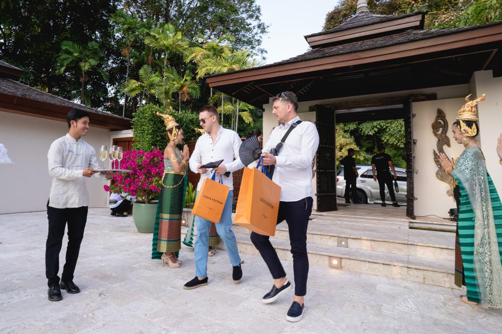 встреча гостей