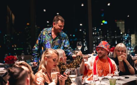 фото за столом 4