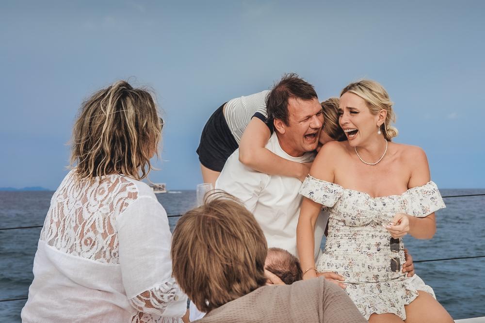 пара и гости