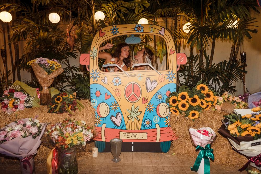 гости и фотозона