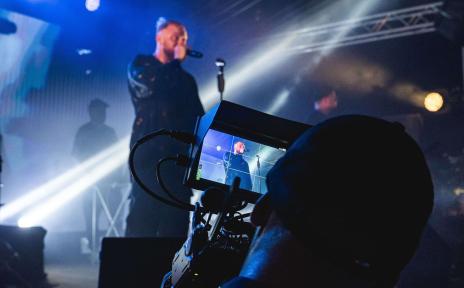 леша свик 32