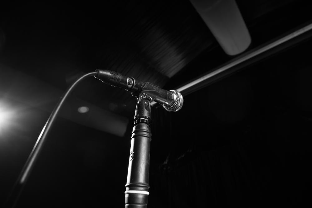 микрофон