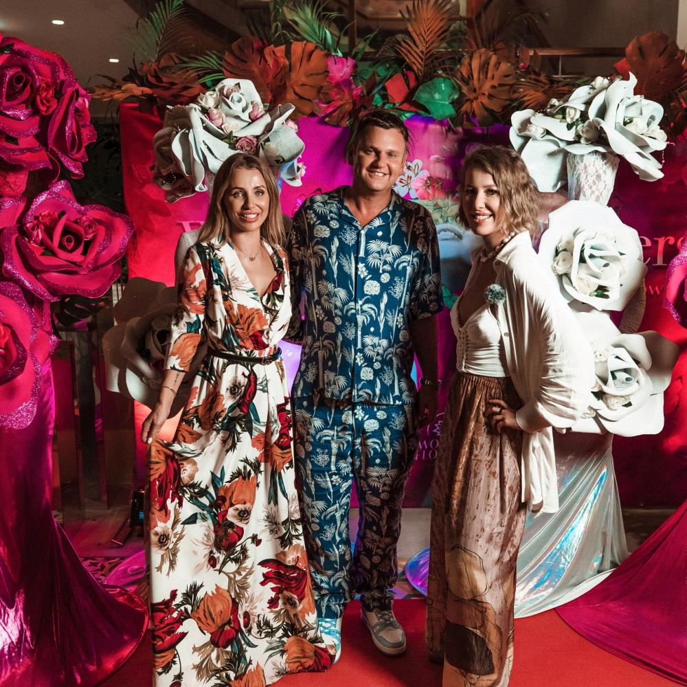 Wonder Flowers Opening