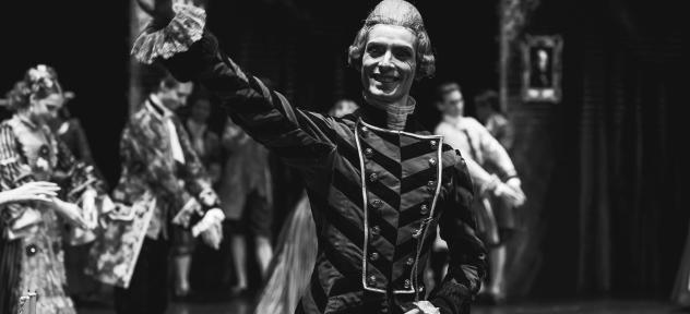 артисты на сцене 11