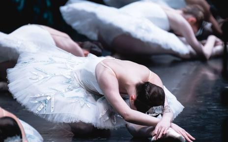 артисты на сцене 22