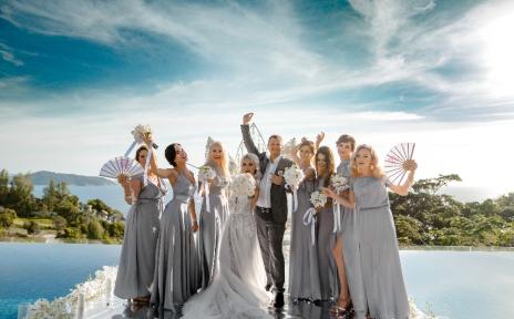 молодожены и гости 24