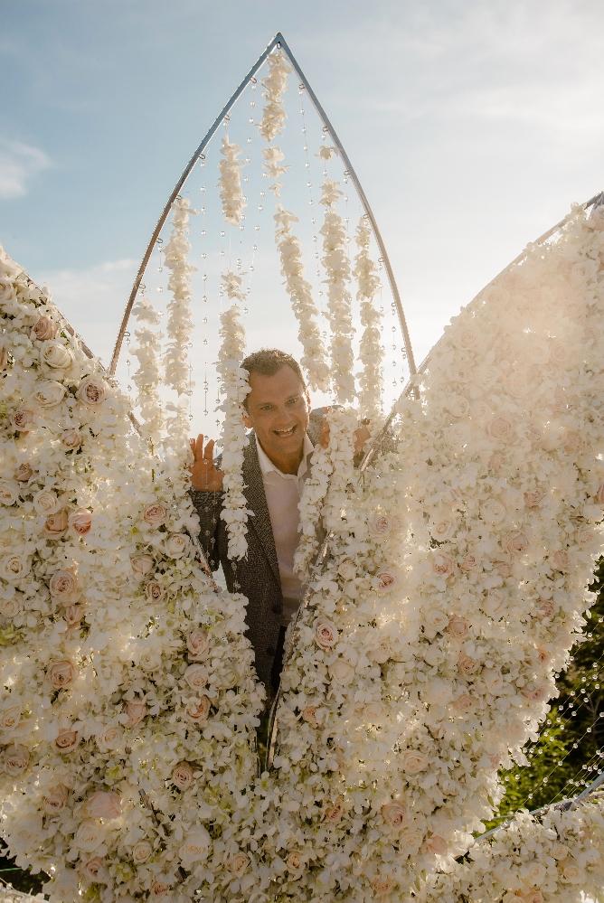 жених и декор