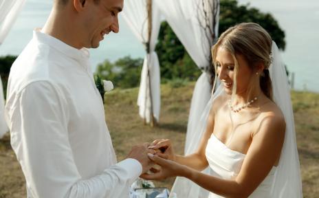 молодожены 30