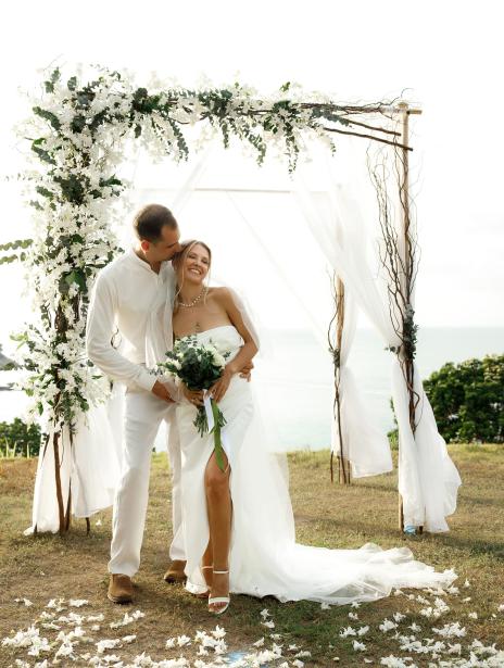 молодожены 49