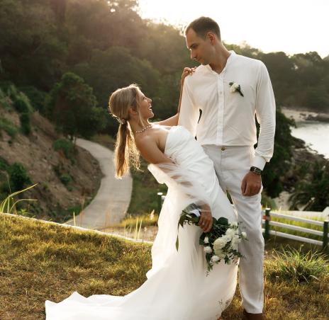 молодожены 53