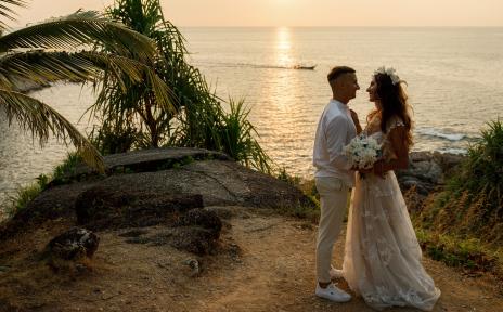 молодожены 60