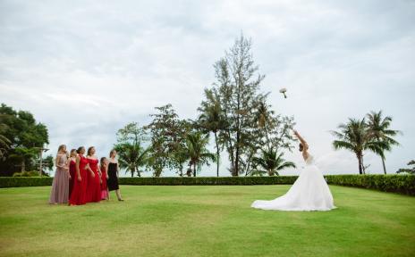 невеста и гости 52