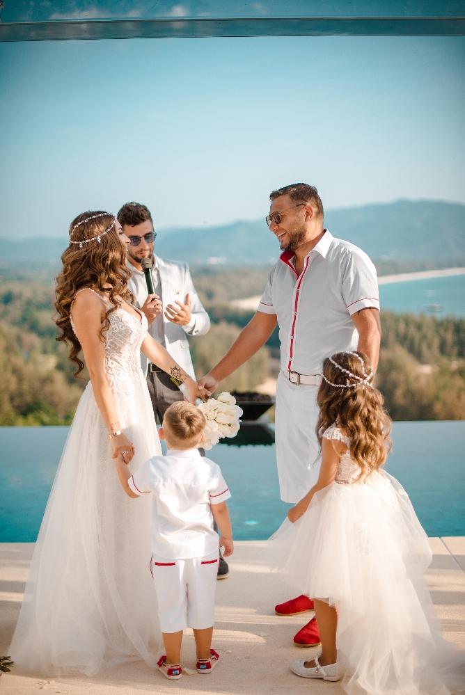 невеста и жених