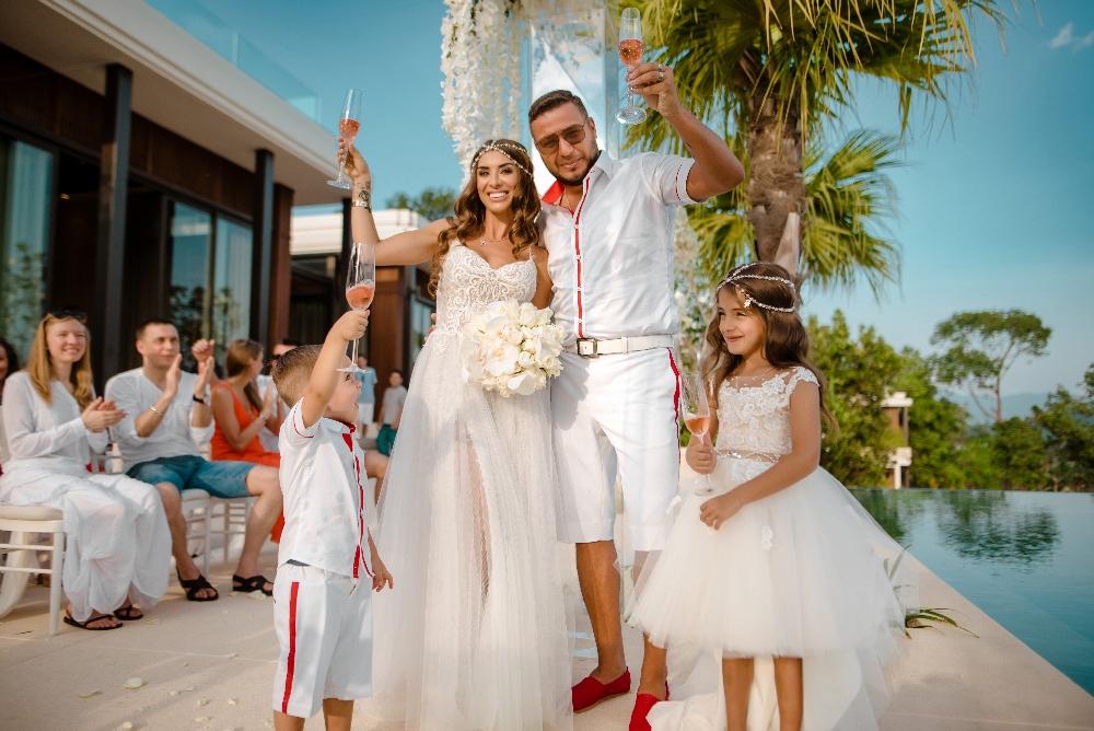 невеста и жених