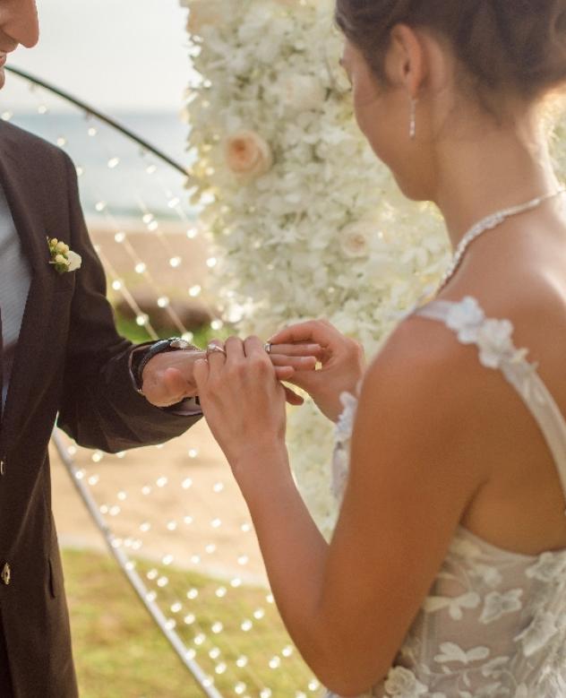 молодожены 28