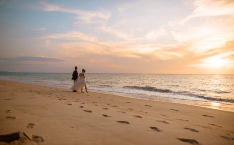 молодожены 50