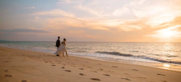 молодожены 55